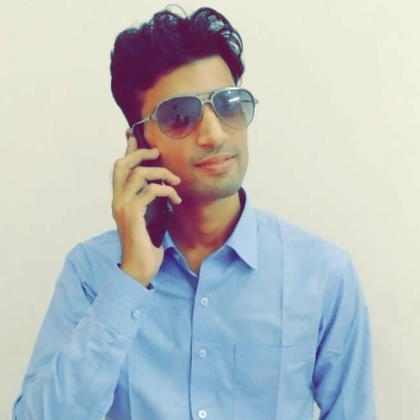 Yakeen khandelwal🎸🎸's user icon