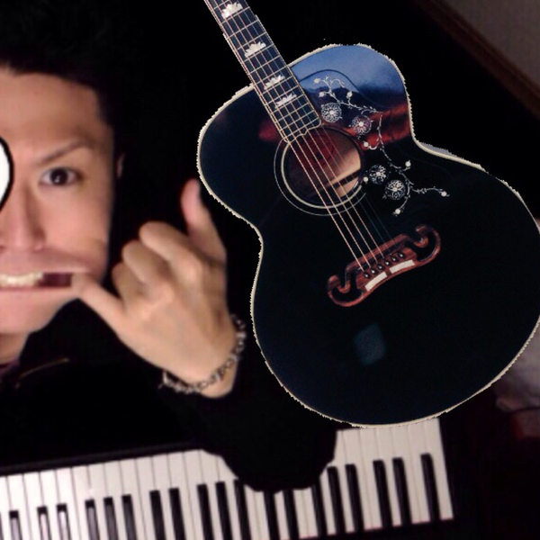 𝓜𝓐𝓚𝓞𝓣𝓞のユーザーアイコン