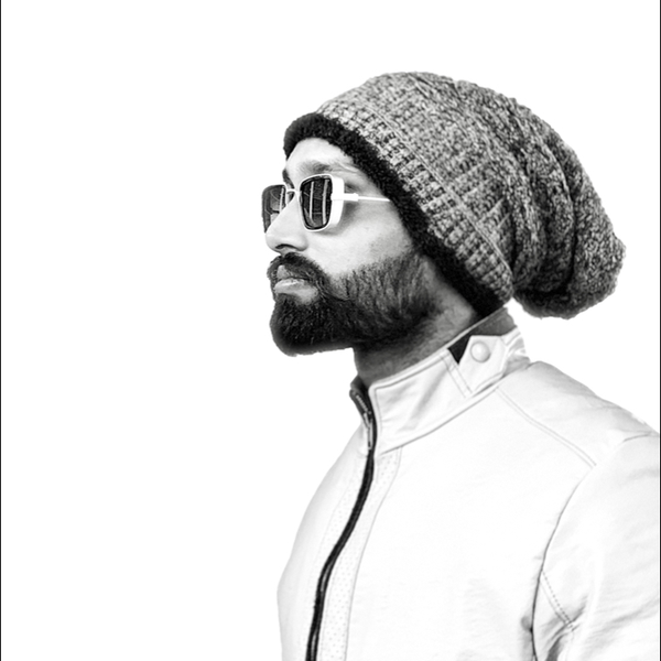 FEROZ AHMEDのユーザーアイコン