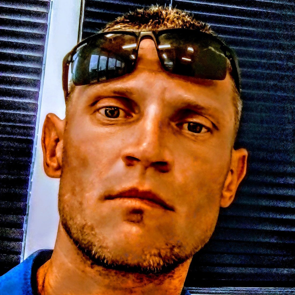 🖤less St.Dj's user icon