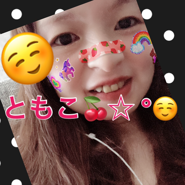 知子ちゃん🍒☆ °のユーザーアイコン